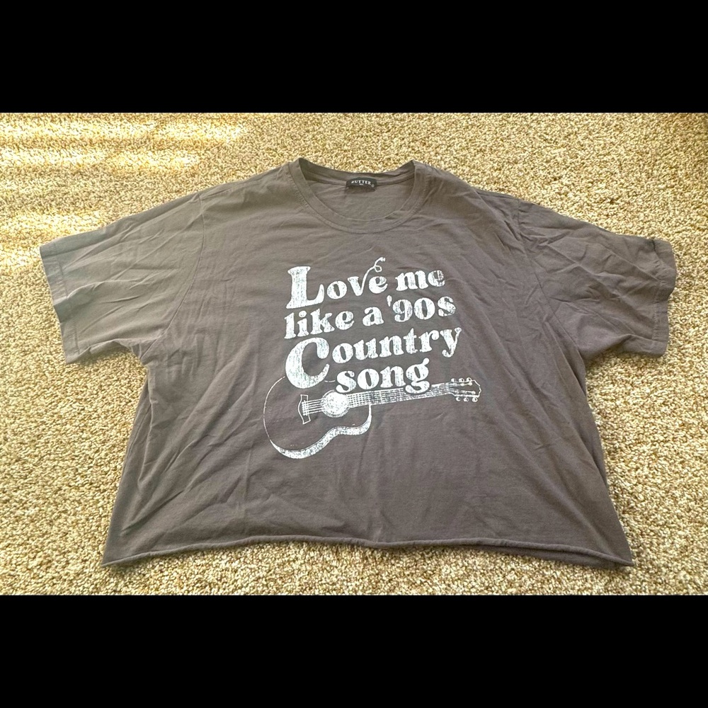 “Love me like a 90s country song” cropped t-shirt
